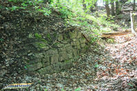 Mauerreste des ehemaligen Backhauses