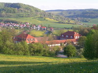 Schloss Bischofstein - Blick von der Schlosswiese Schloss Bischofstein - Blick von der Schlosswiese