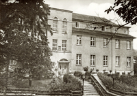 Au&szlig;enansicht des St.-Elisabeth-Krankenhauses (70er Jahre)