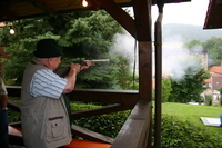 Ehrengast Franz Hardegen gebührt der erste Schuss