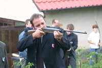 Stefan Eichner am Gewehr