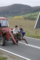 2006-10-21 - Samstag - Holen u. Aufstellen der Kirmestanne