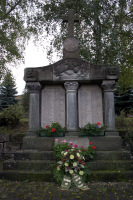 2006-10-22 - Sonntag - Kirmeshochamt mit Kranzniederlegung