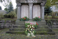 2006-10-22 - Sonntag - Kirmeshochamt mit Kranzniederlegung