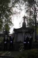 2006-10-22 - Sonntag - Kirmeshochamt mit Kranzniederlegung