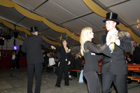 2006-10-23 - Montag - Festessen im Zelt
