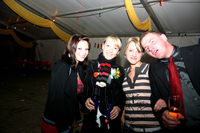 2006-10-23 - Montag - Festessen im Zelt