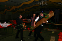 2006-10-23 - Montag - Festessen im Zelt