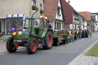 Holen und Aufstellen der Kirmestanne
