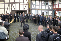 Aufspielen bei Pfarrer Bolle und Bürgermeister Dienemann