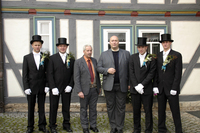 Aufspielen bei Pfarrer Bolle und Bürgermeister Dienemann