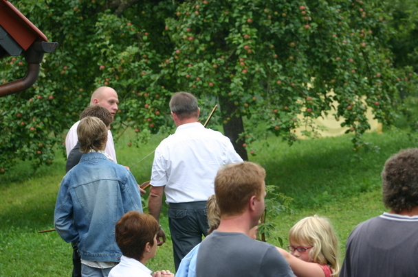 Am Bogenschießstand