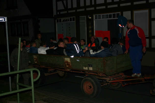 2006-10-21 - Samstag - Holen u. Aufstellen der Kirmestanne