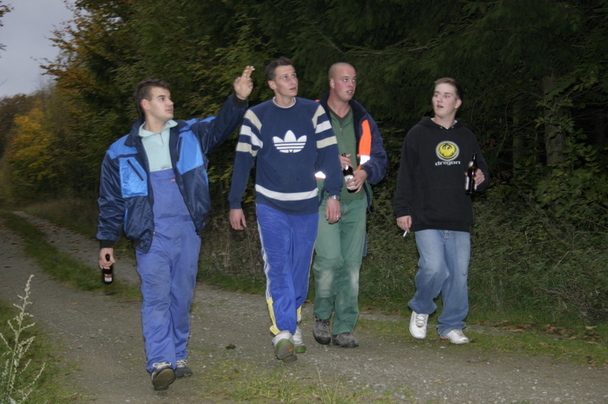 2006-10-21 - Samstag - Holen u. Aufstellen der Kirmestanne