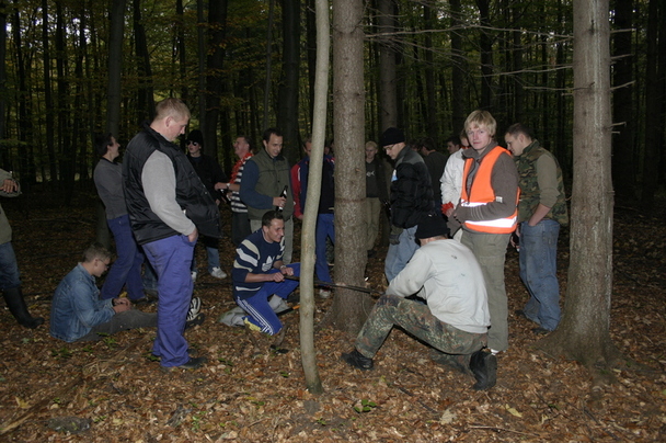 2006-10-21 - Samstag - Holen u. Aufstellen der Kirmestanne
