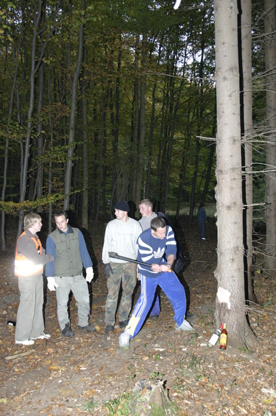 2006-10-21 - Samstag - Holen u. Aufstellen der Kirmestanne