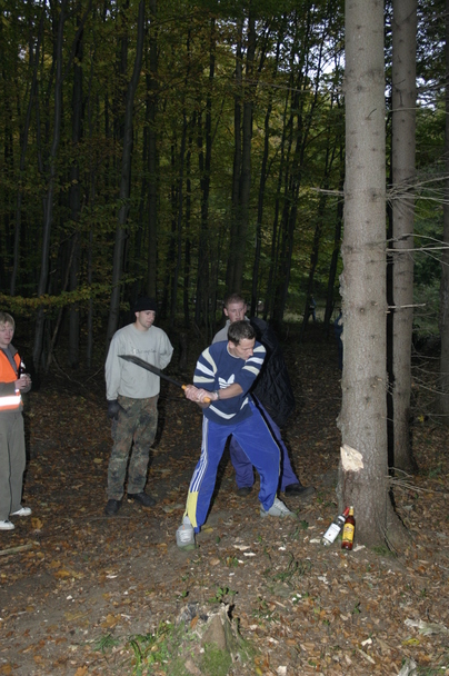 2006-10-21 - Samstag - Holen u. Aufstellen der Kirmestanne