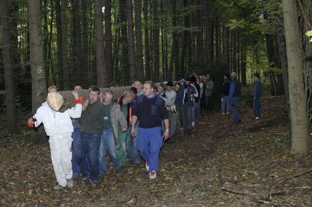 2006-10-21 - Samstag - Holen u. Aufstellen der Kirmestanne