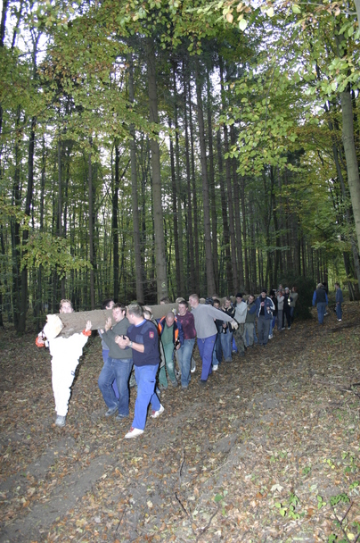 2006-10-21 - Samstag - Holen u. Aufstellen der Kirmestanne