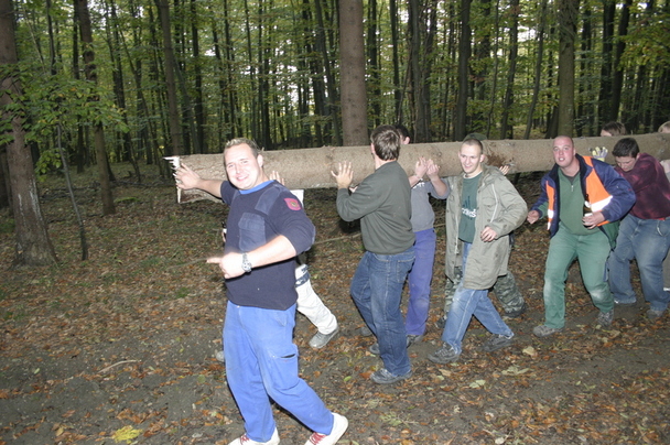 2006-10-21 - Samstag - Holen u. Aufstellen der Kirmestanne