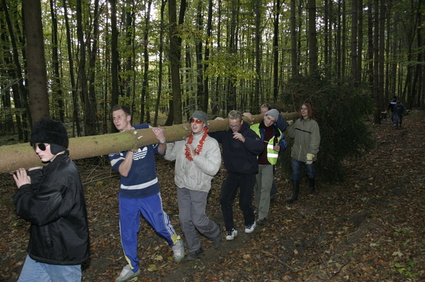 2006-10-21 - Samstag - Holen u. Aufstellen der Kirmestanne