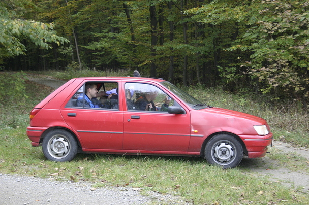 2006-10-21 - Samstag - Holen u. Aufstellen der Kirmestanne