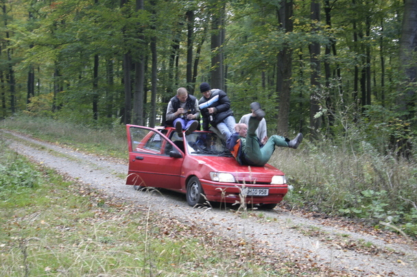 2006-10-21 - Samstag - Holen u. Aufstellen der Kirmestanne