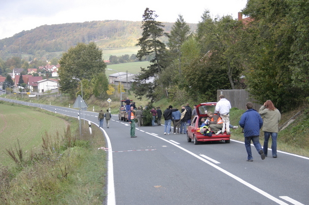 2006-10-21 - Samstag - Holen u. Aufstellen der Kirmestanne