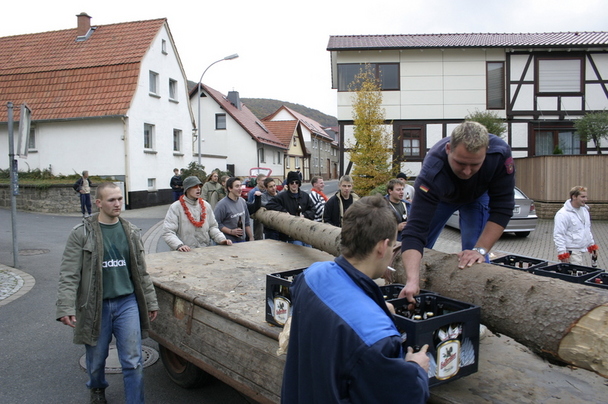 2006-10-21 - Samstag - Holen u. Aufstellen der Kirmestanne