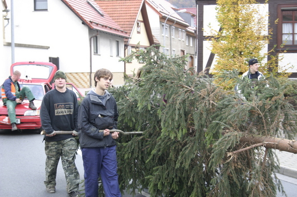2006-10-21 - Samstag - Holen u. Aufstellen der Kirmestanne