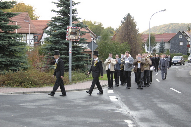 2006-10-21 - Samstag - 2_Einblasen und Abholen der Platzmeister