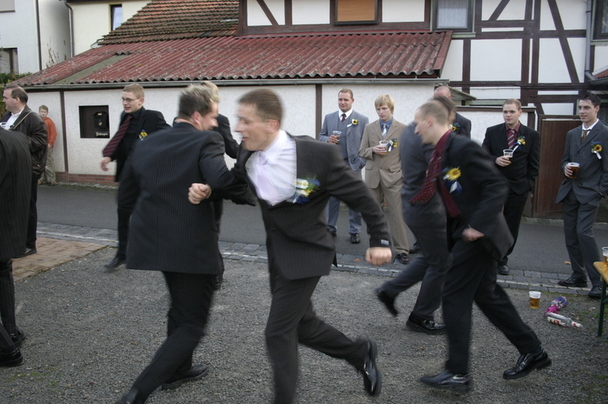 2006-10-21 - Samstag - 2_Einblasen und Abholen der Platzmeister