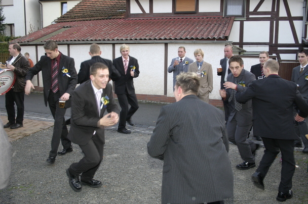 2006-10-21 - Samstag - 2_Einblasen und Abholen der Platzmeister