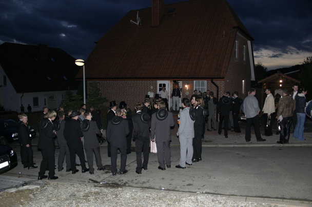 2006-10-21 - Samstag - 2_Einblasen und Abholen der Platzmeister