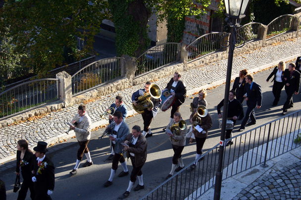 2006-10-22 - Sonntag - Kirmeshochamt mit Kranzniederlegung