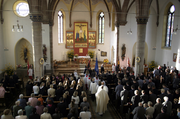 2006-10-22 - Sonntag - Kirmeshochamt mit Kranzniederlegung