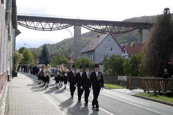2006-10-22 - Sonntag - Aufspielen mit Pfarrer und Bürgermeister