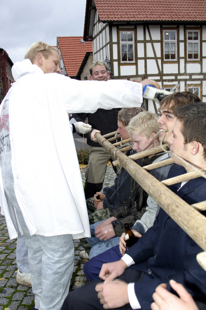 2006-10-23 - Montag - Rasieren auf dem Anger