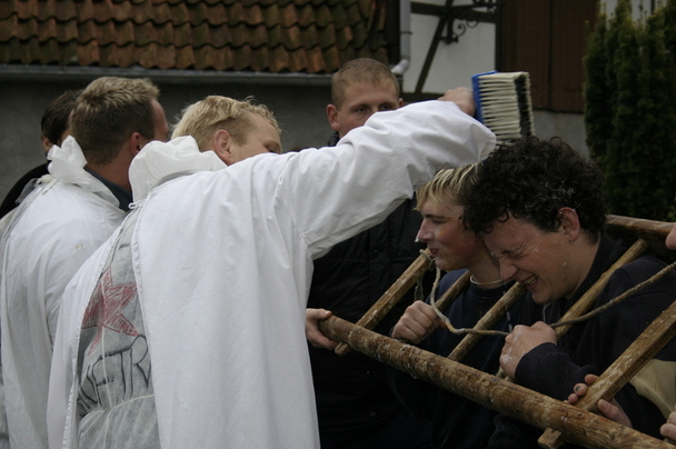 2006-10-23 - Montag - Rasieren auf dem Anger