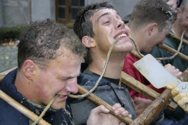 2006-10-23 - Montag - Rasieren auf dem Anger