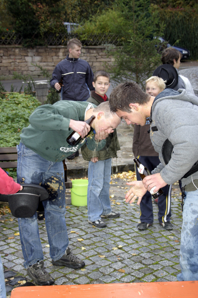 2006-10-23 - Montag - Rasieren auf dem Anger