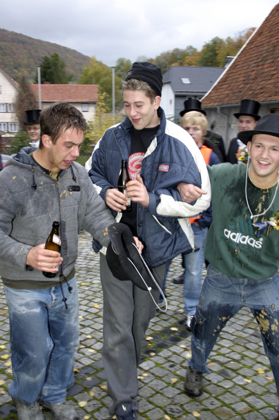 2006-10-23 - Montag - Rasieren auf dem Anger