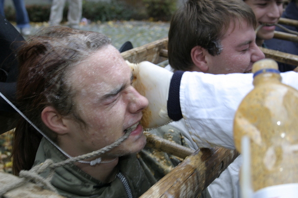 2006-10-23 - Montag - Rasieren auf dem Anger
