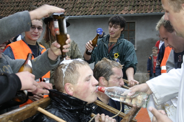 2006-10-23 - Montag - Rasieren auf dem Anger