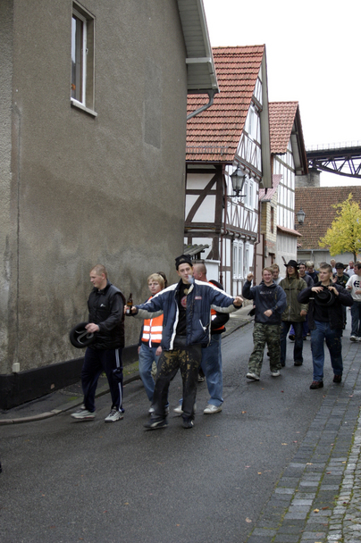 2006-10-23 - Montag - Rasieren auf dem Anger