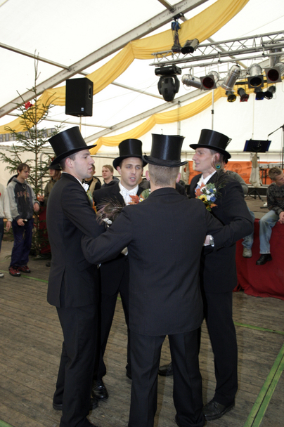 2006-10-23 - Montag - Rasieren auf dem Anger