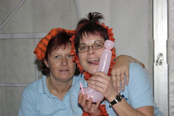 2006-10-23 - Montag - Festessen im Zelt