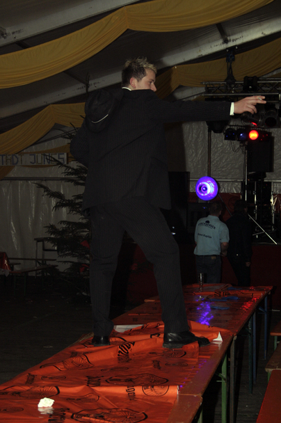 2006-10-23 - Montag - Festessen im Zelt