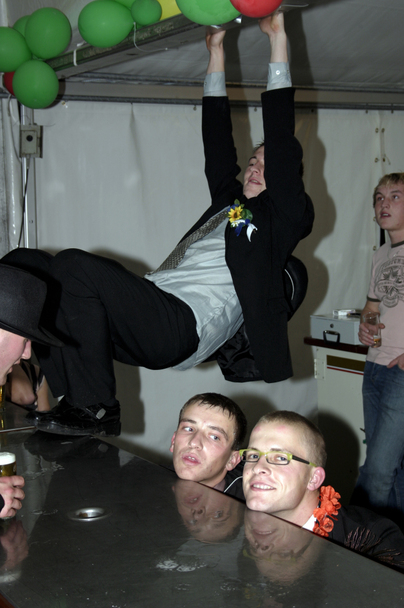 2006-10-23 - Montag - Festessen im Zelt