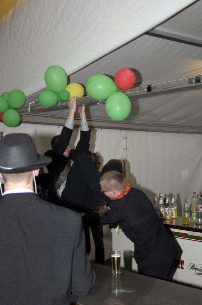 2006-10-23 - Montag - Festessen im Zelt